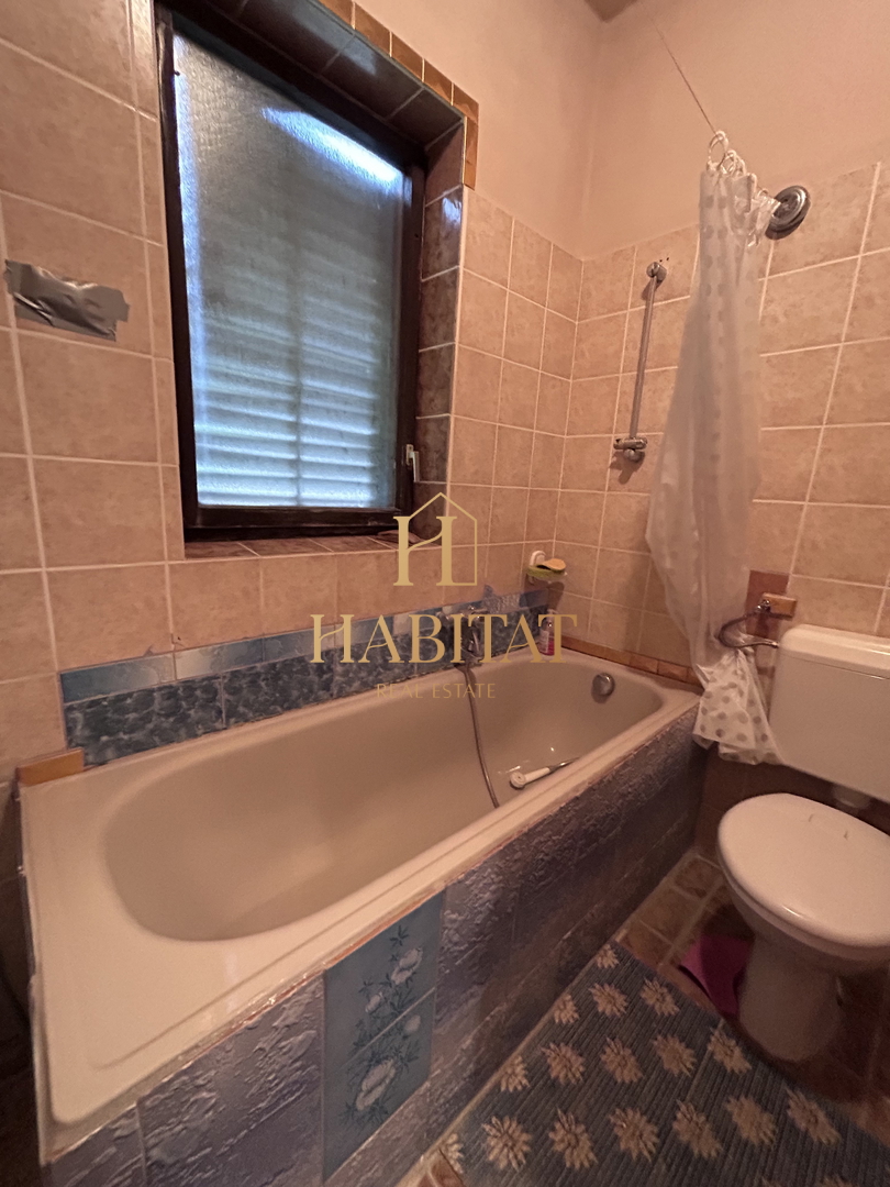 Istria, Umago, Marija Na Krasu, casa 420m2 con terrazze, giardino 1644m2, 2 garage, vista mare