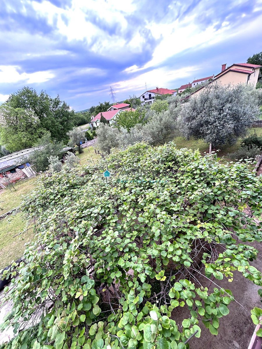 Istria, Umago, Marija Na Krasu, casa 420m2 con terrazze, giardino 1644m2, 2 garage, vista mare