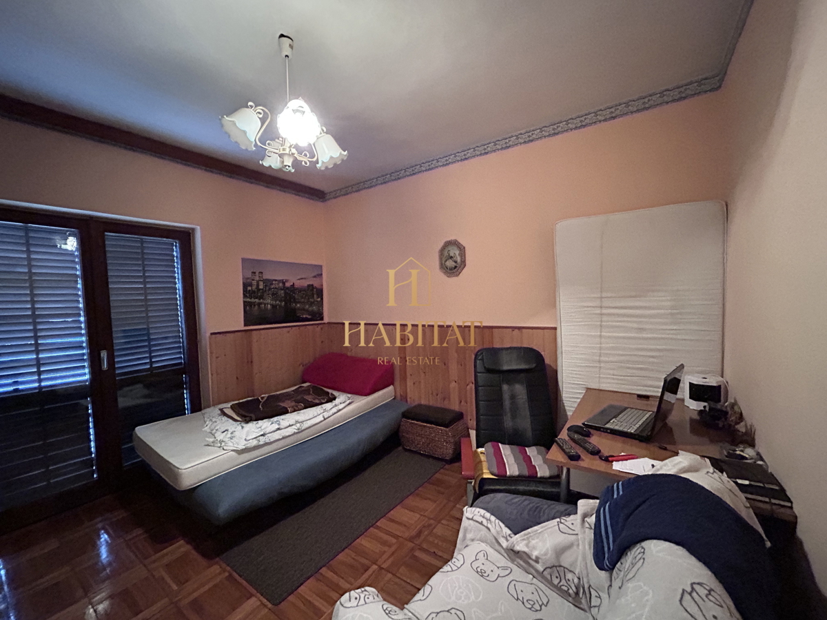 Istria, Umago, Marija Na Krasu, casa 420m2 con terrazze, giardino 1644m2, 2 garage, vista mare