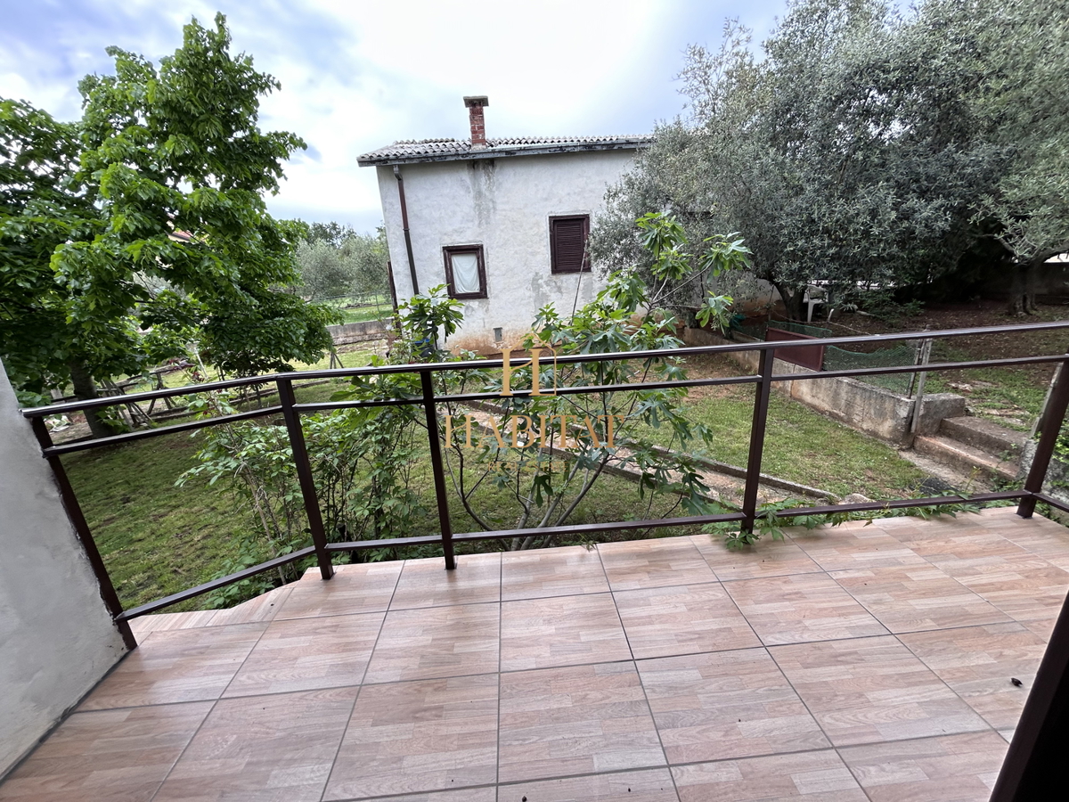 Istria, Umago, Marija Na Krasu, casa 420m2 con terrazze, giardino 1644m2, 2 garage, vista mare