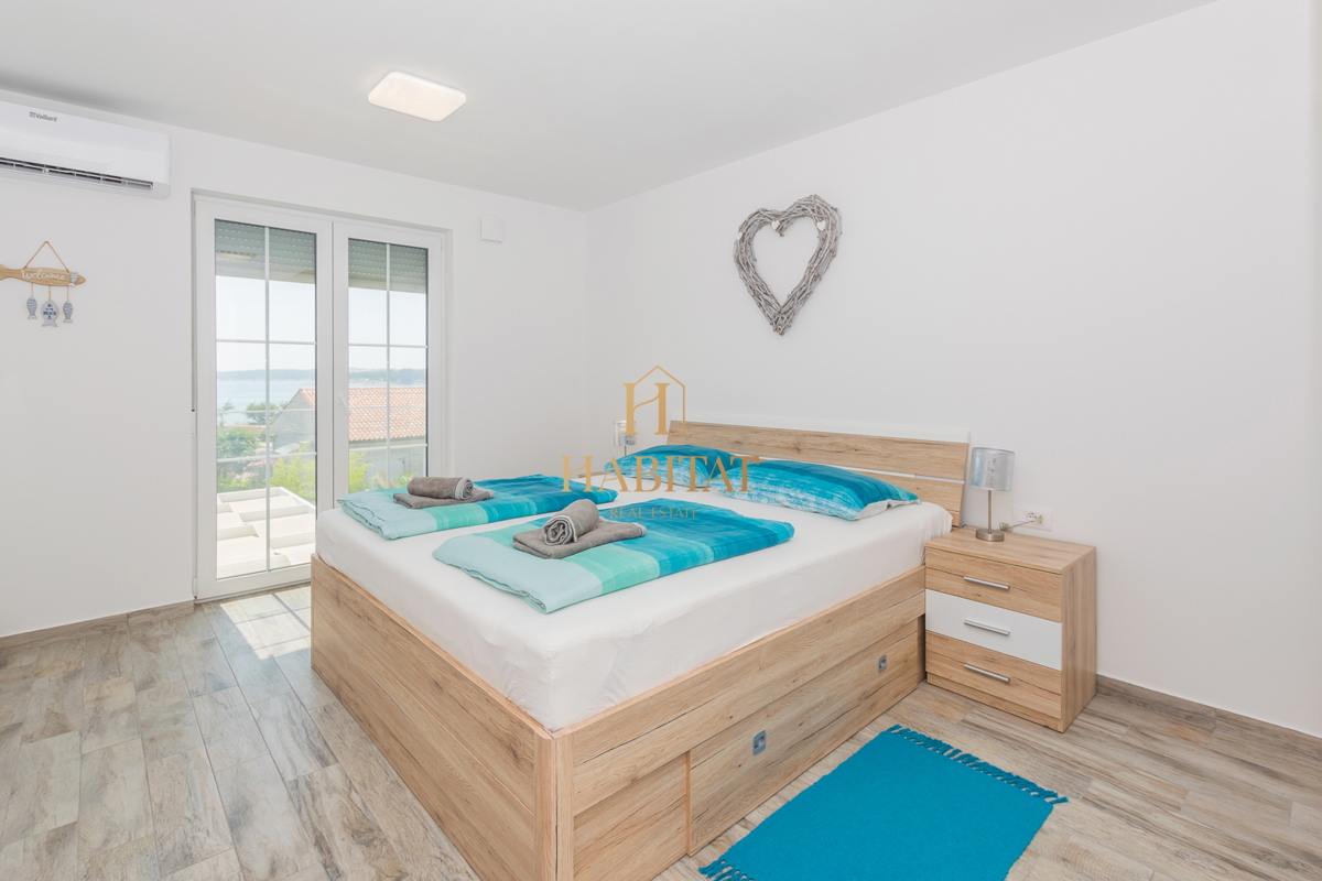 Casa con 3 camere da letto a soli 100 m dal mare, Medolino