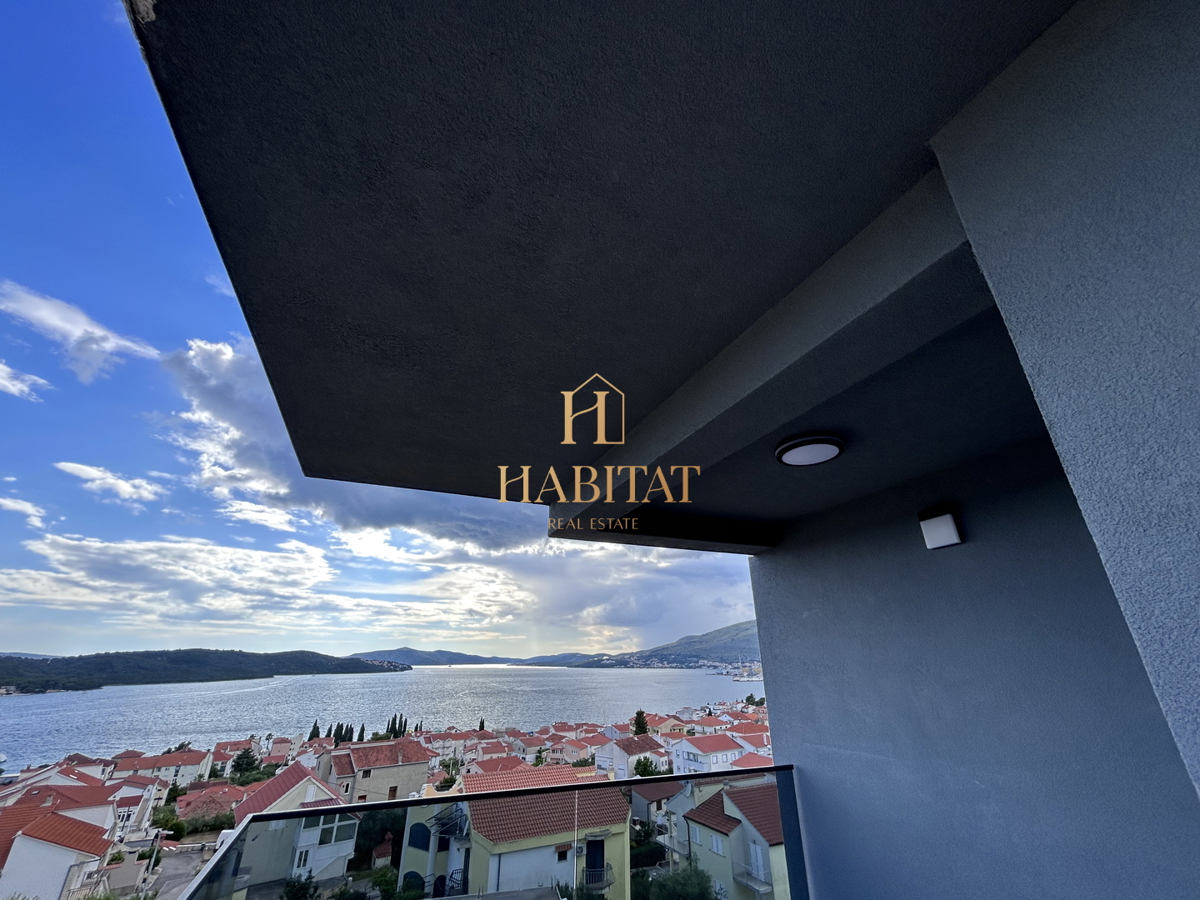 Dalmazia, Okrug Gornji, Attico 147m2, vista mare panoramica, piscina