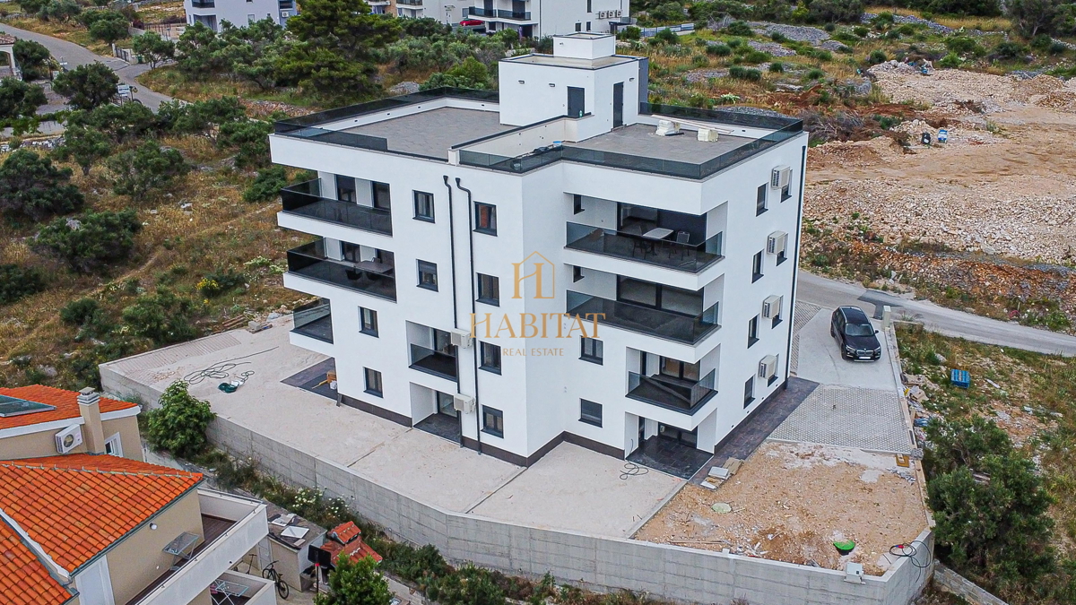 Dalmazia, Okrug Gornji, Attico 147m2, vista mare panoramica, piscina