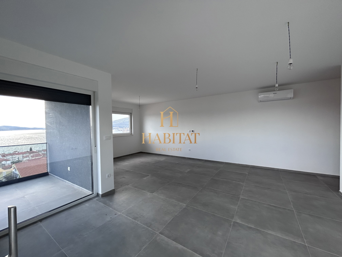 Dalmazia, Okrug Gornji, Attico 147m2, vista mare panoramica, piscina