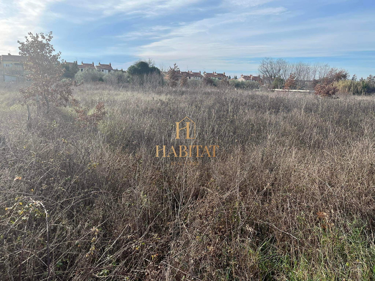 Istria, Umago, terreno edificabile 3000 m2