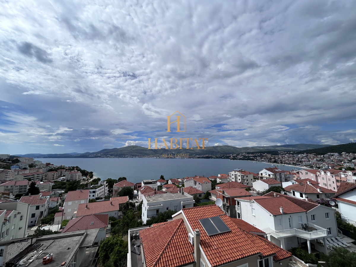 Dalmazia, Okrug Gornji, Attico 192m2, vista sul mare aperto