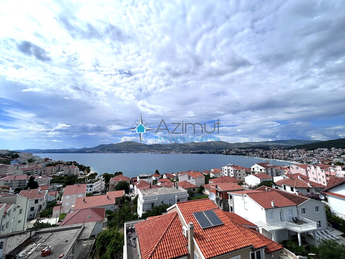 Dalmazia, Okrug Gornji, Attico 192m2, vista sul mare aperto