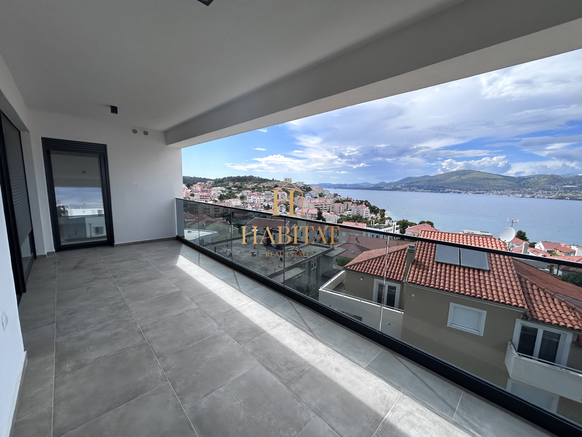 Dalmazia, Okrug Gornji, Attico 192m2, vista sul mare aperto