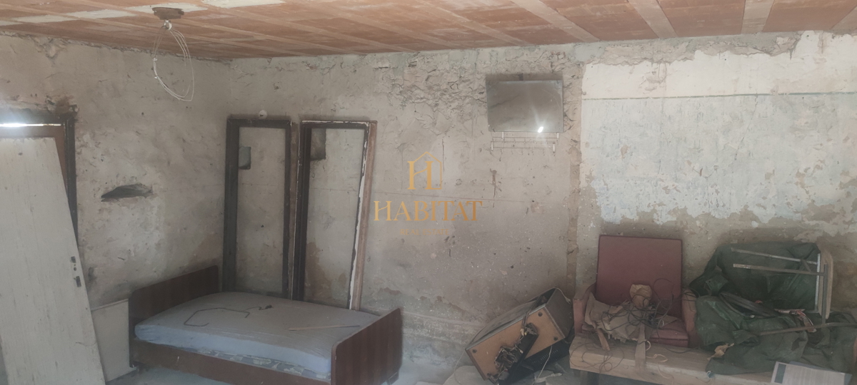 Istria, Verteneglio, casa in pietra da ristrutturare di 80 mq