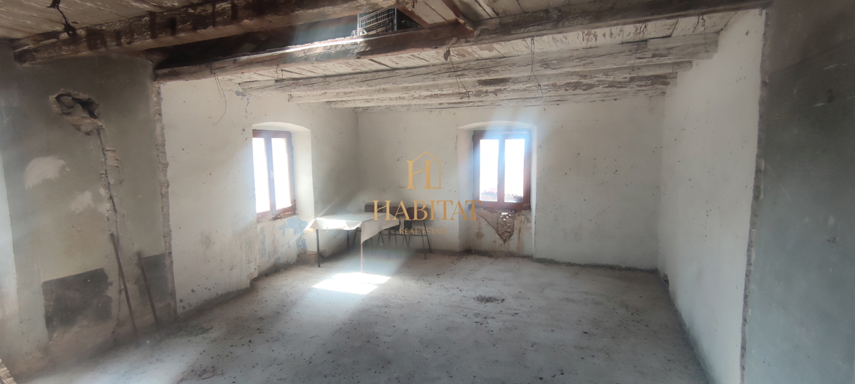 Istria, Verteneglio, casa in pietra da ristrutturare di 80 mq