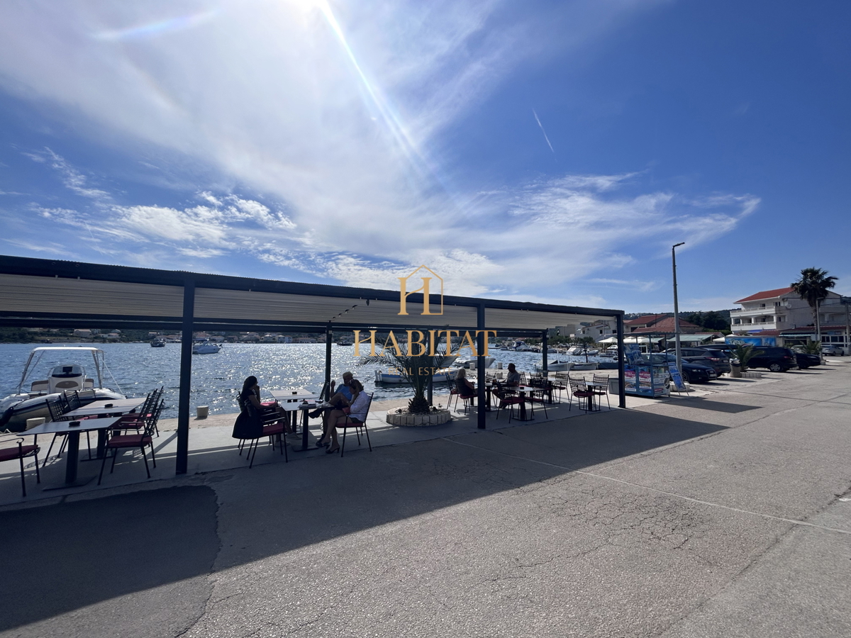 Dalmazia, Vinišće, terreno edificabile 1252m2, vista mare dal primo piano, ottima posizione, 80m dal mare