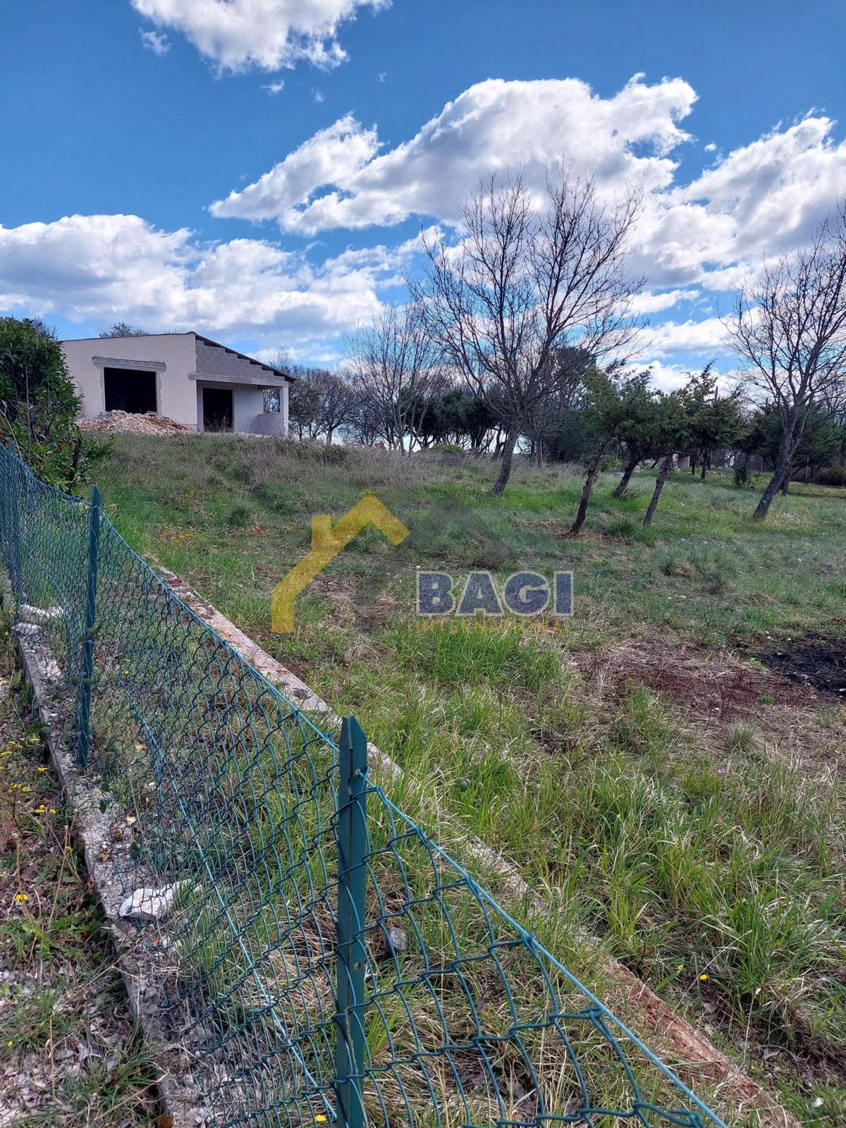 Terreno edificabile Rebići - vicino al mare 1284m2