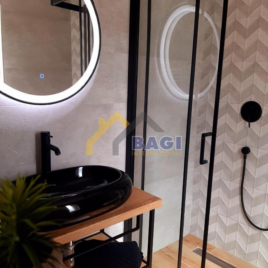 Casa Poluotok, Zadar, 603m2