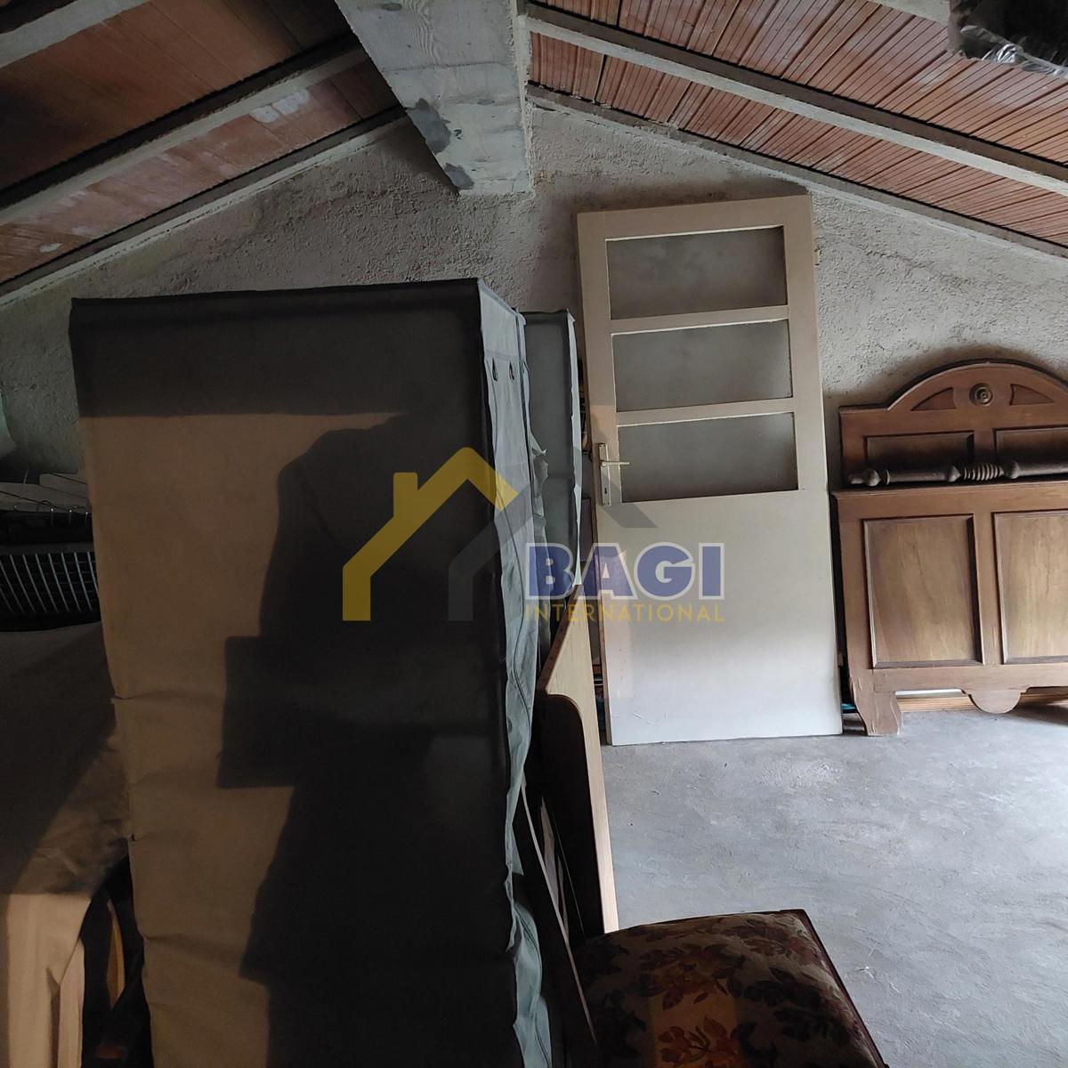 Casa in pietra, taverna e strutture accessorie - dintorni di Gimino