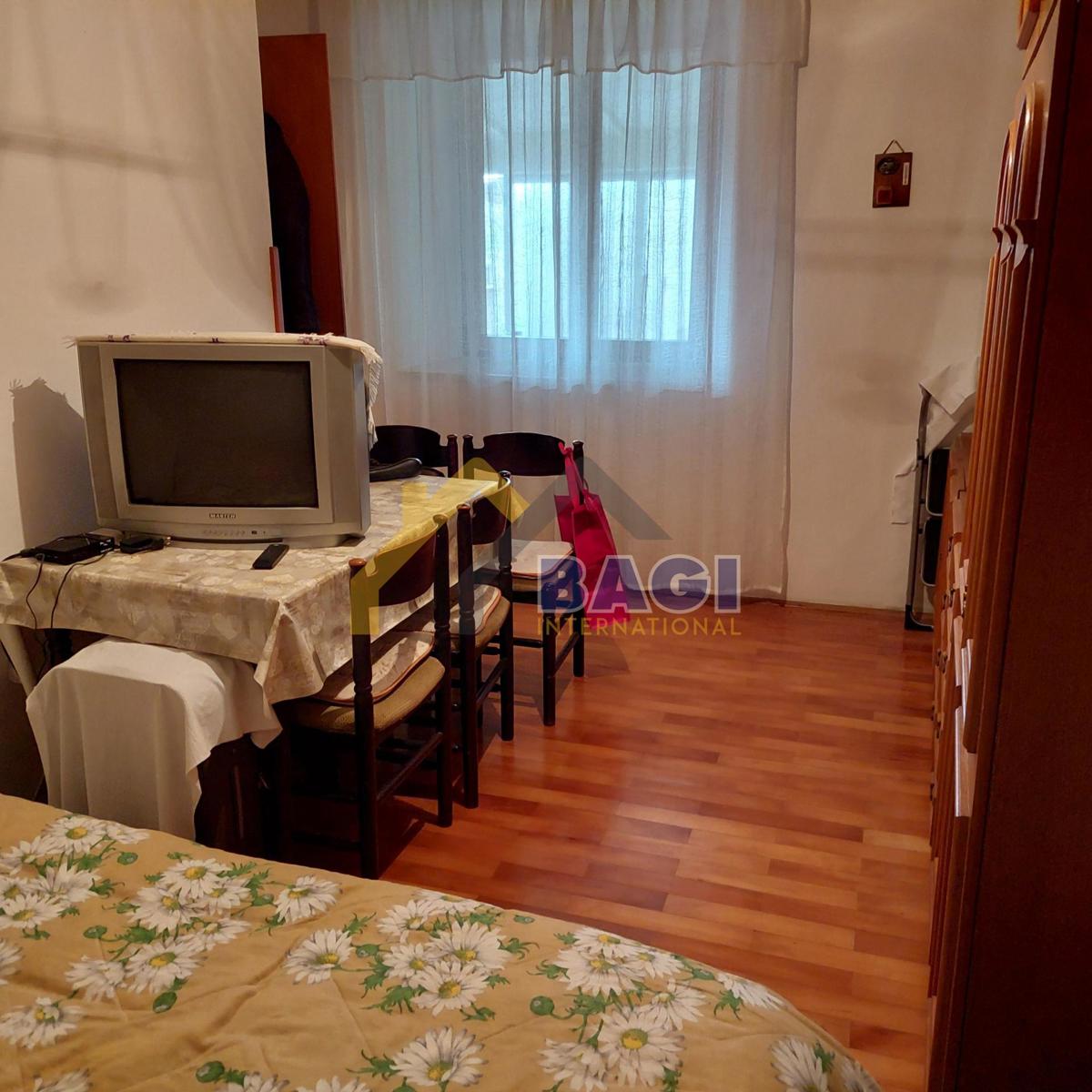 Casa in pietra, taverna e strutture accessorie - dintorni di Gimino