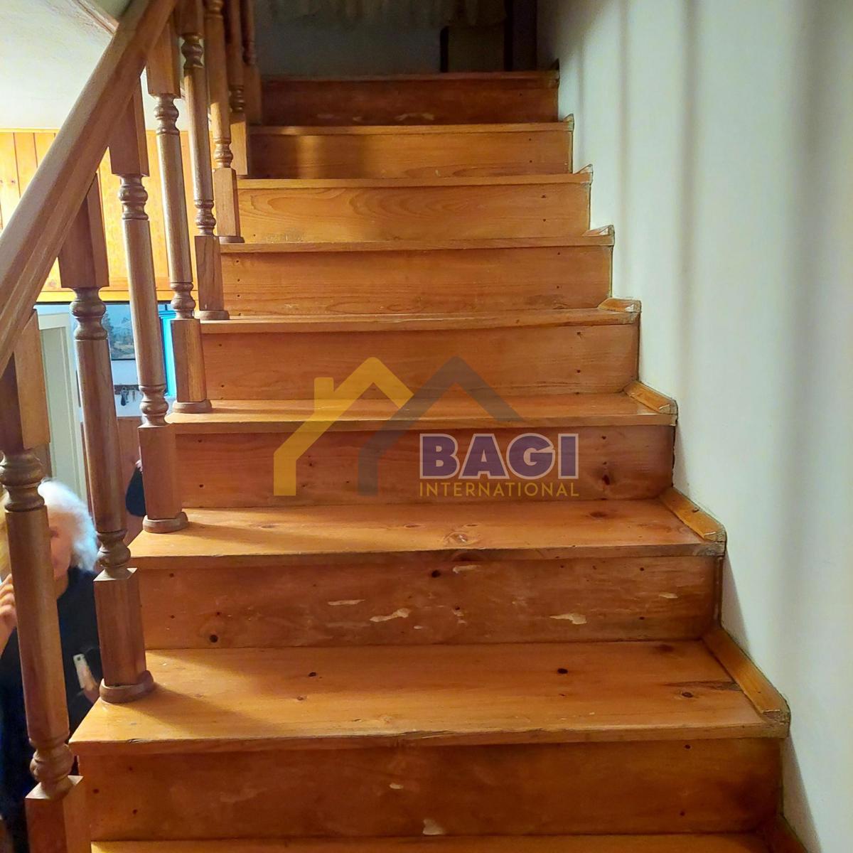 Casa in pietra, taverna e strutture accessorie - dintorni di Gimino