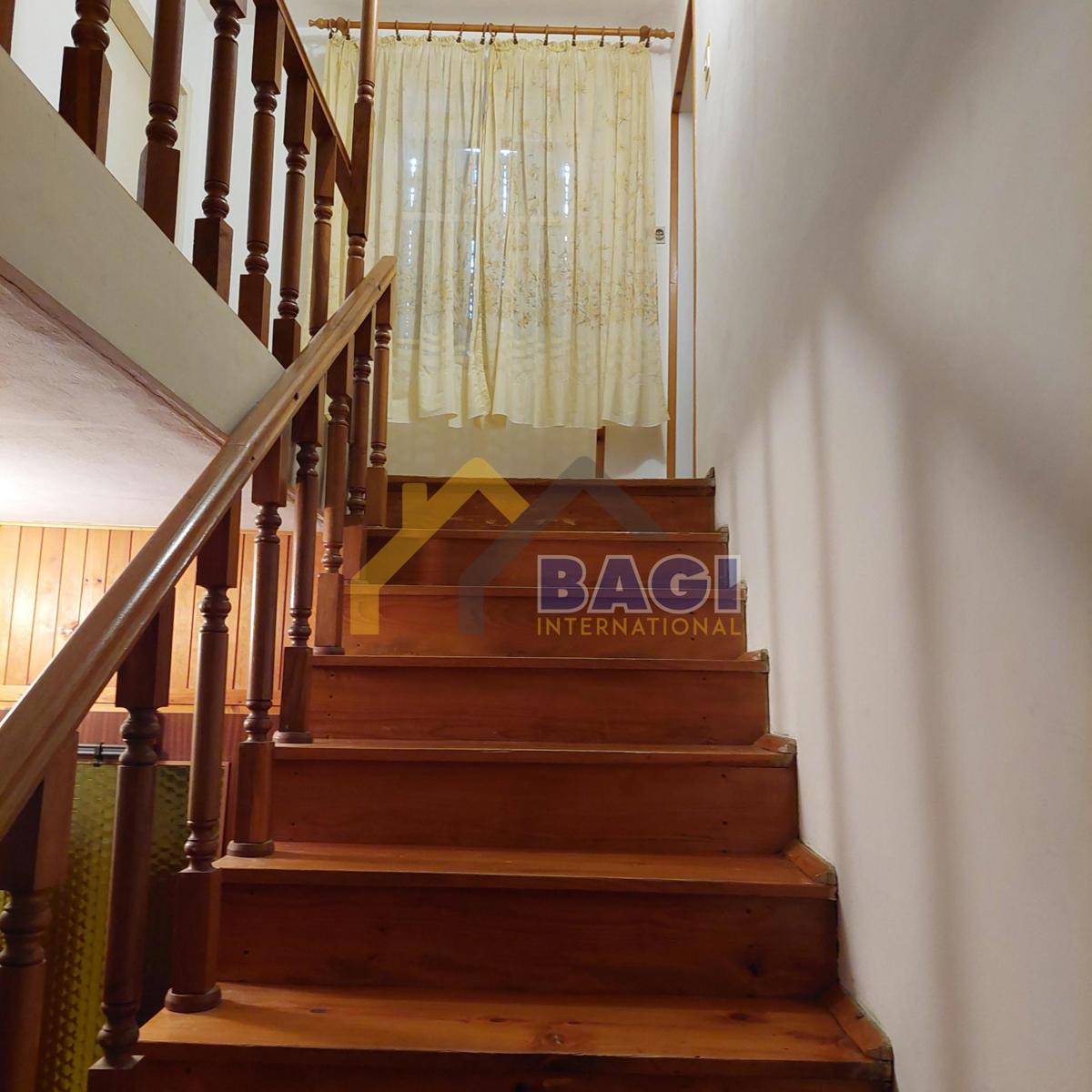 Casa in pietra, taverna e strutture accessorie - dintorni di Gimino