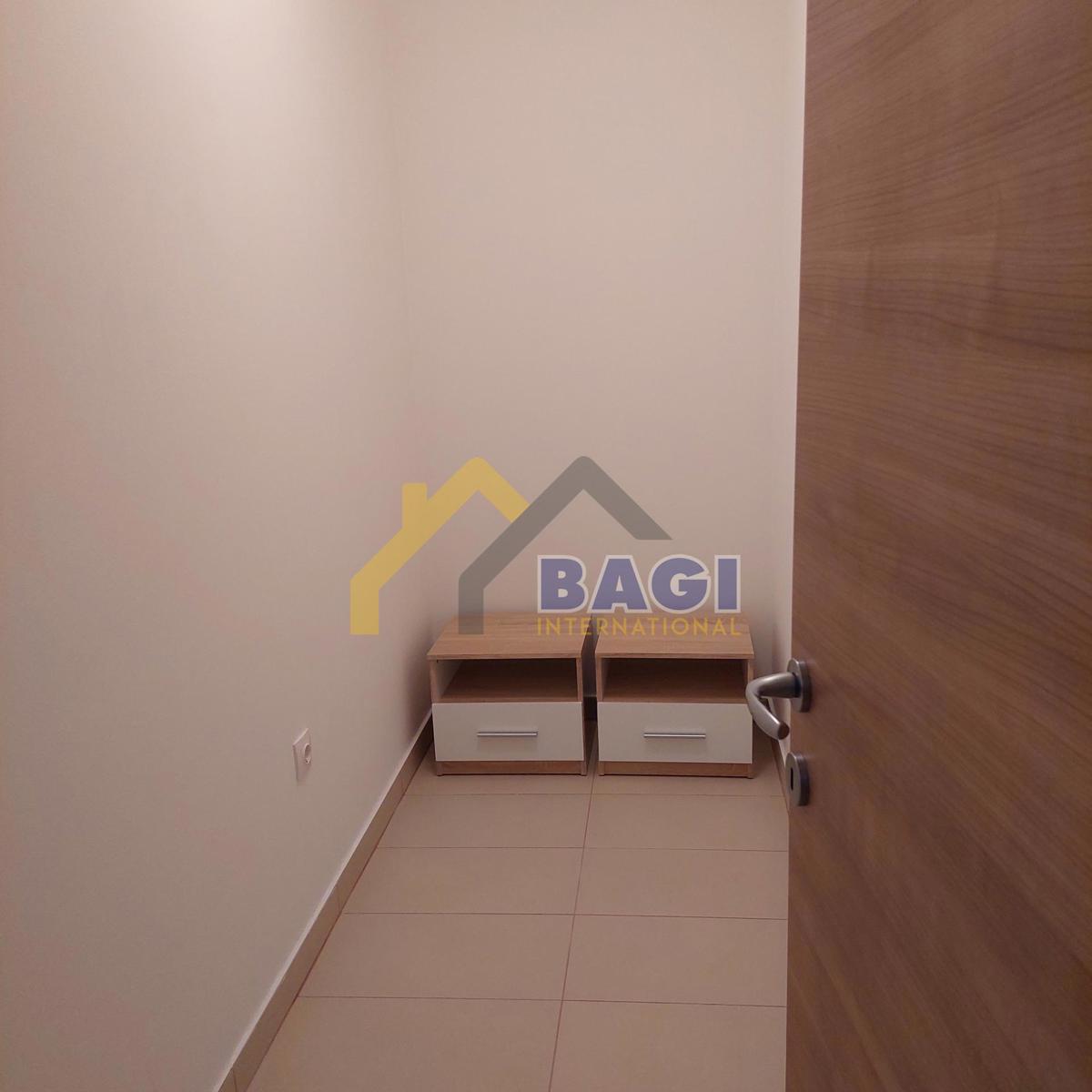 Pola - Appartamento piano terra 61m2 - giardino - parcheggio privato