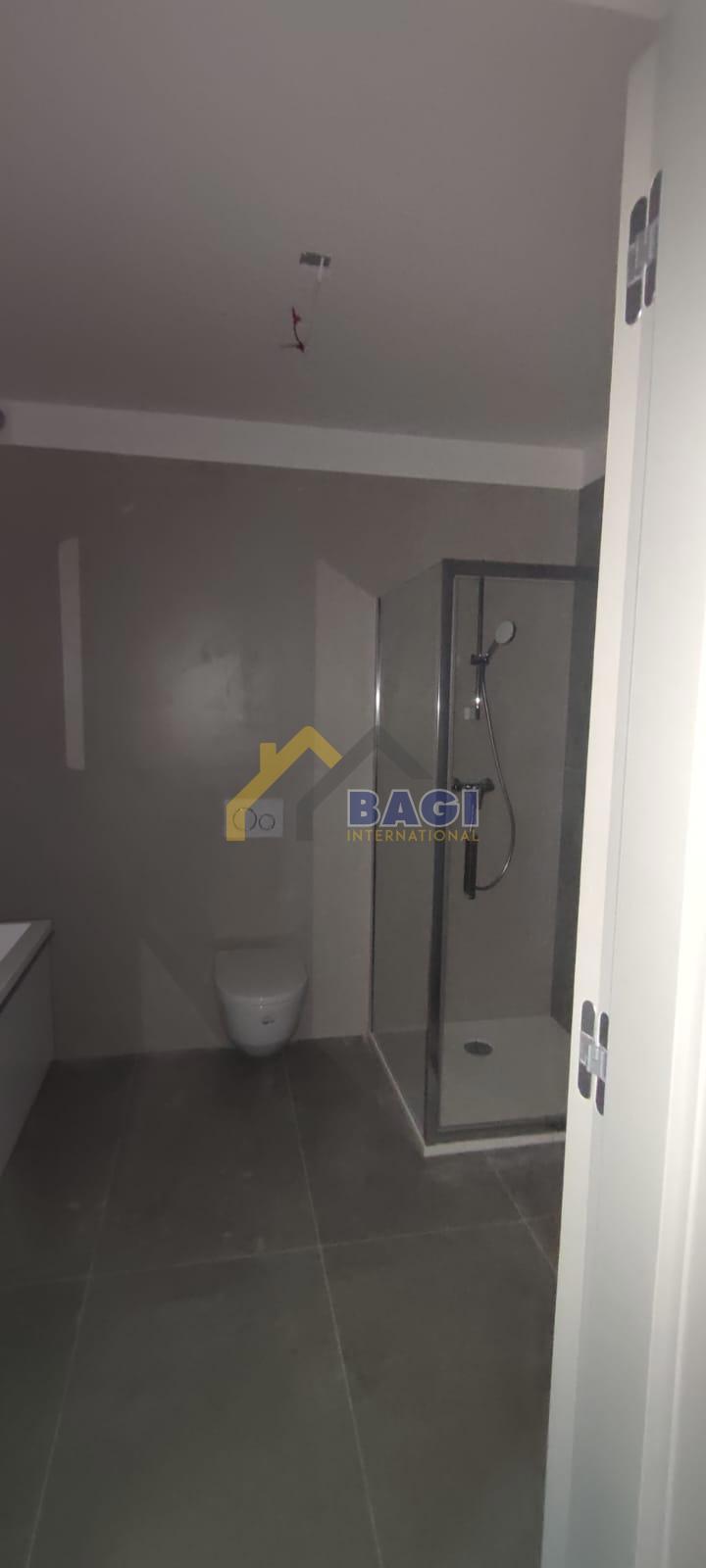 Pula-Attico 120m2-Nuova costruzione-2 posti auto-arredato