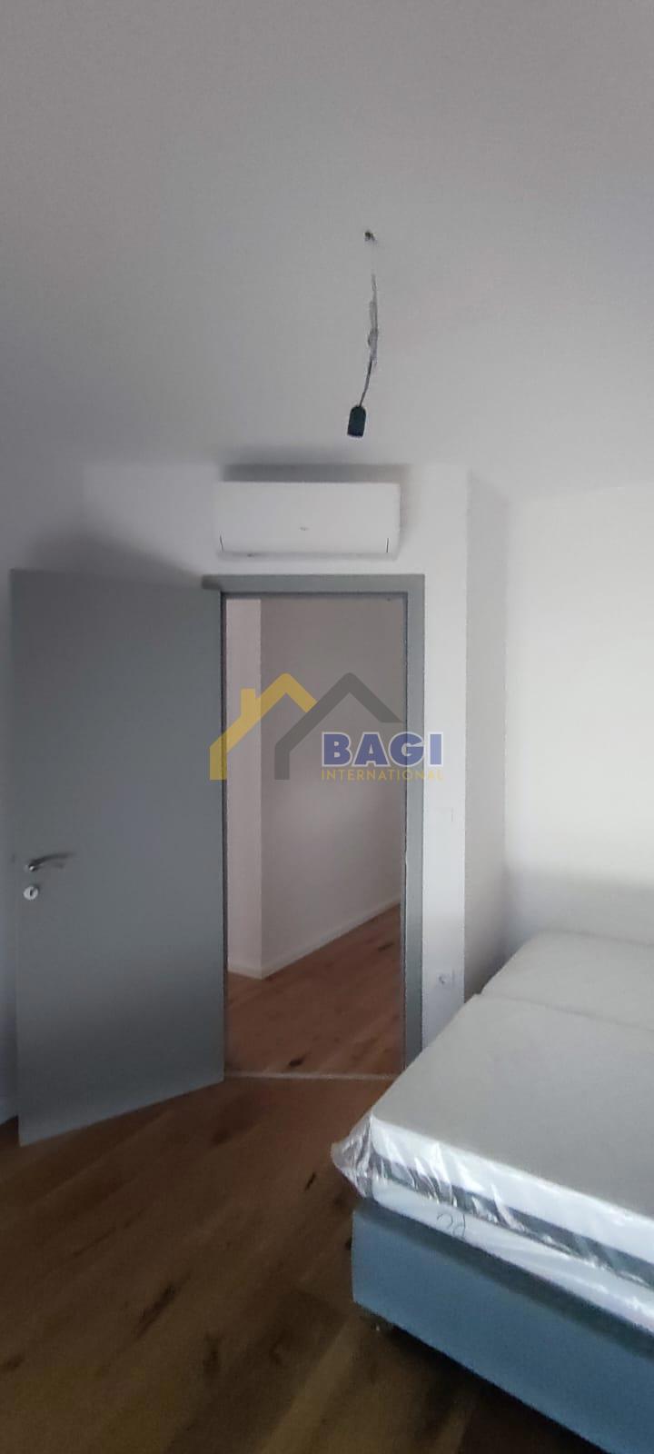 Pula-Attico 120m2-Nuova costruzione-2 posti auto-arredato