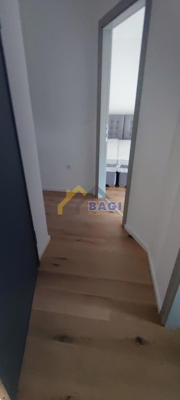 Pula-Attico 120m2-Nuova costruzione-2 posti auto-arredato