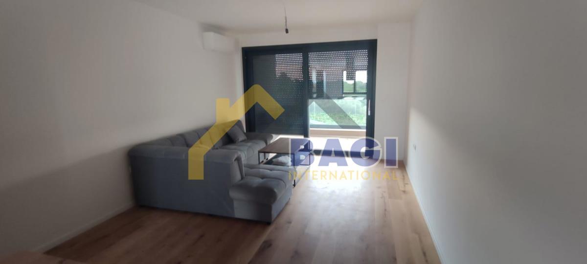 Pula-Attico 120m2-Nuova costruzione-2 posti auto-arredato