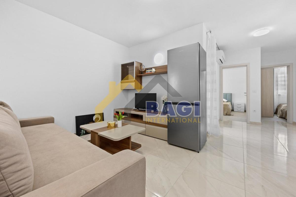 Appartamento con due camere da letto a Peroj