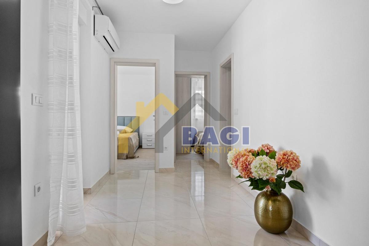 Appartamento con due camere da letto a Peroj