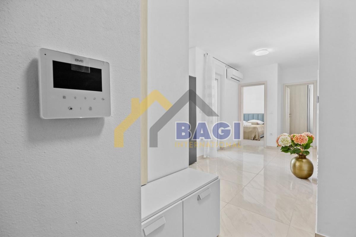 Appartamento con due camere da letto a Peroj