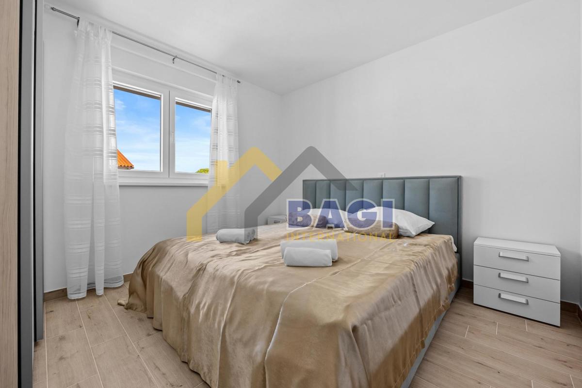 Appartamento con due camere da letto a Peroj