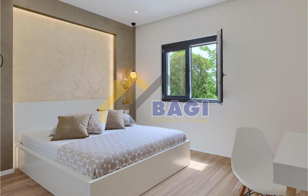 Splendida villa con piscina sulla collina – Barban