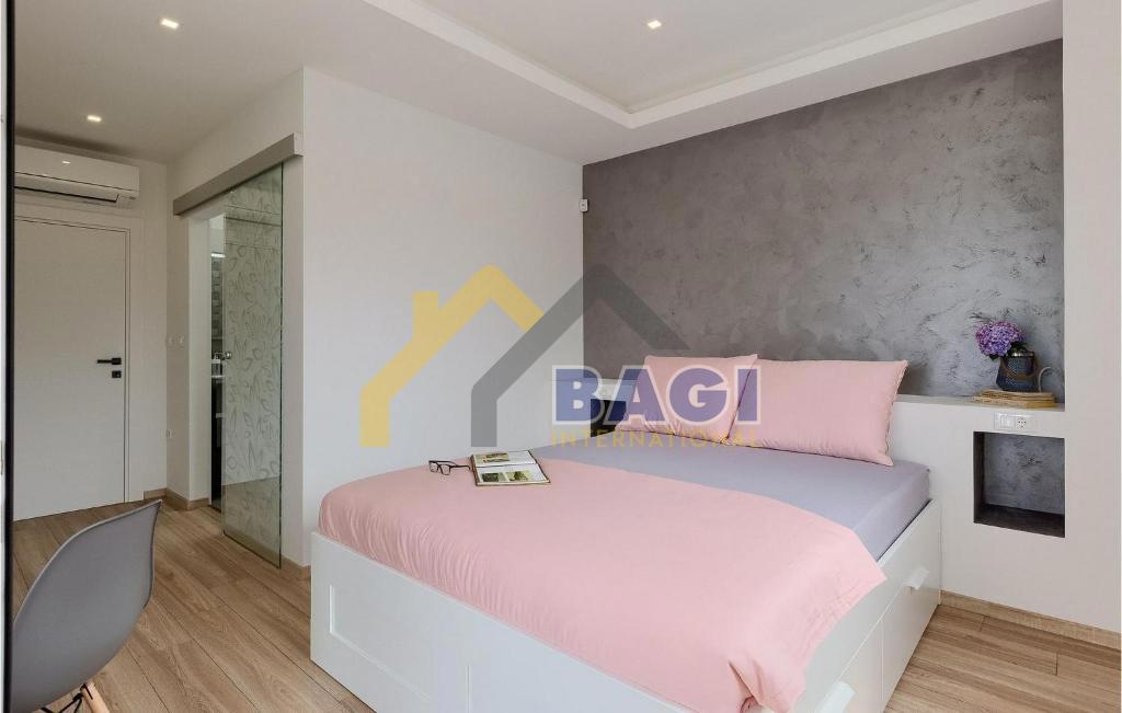 Splendida villa con piscina sulla collina – Barban