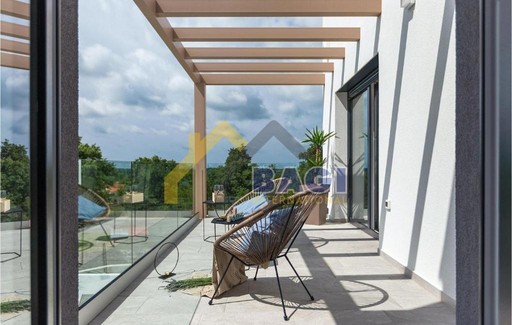 Splendida villa con piscina sulla collina – Barban