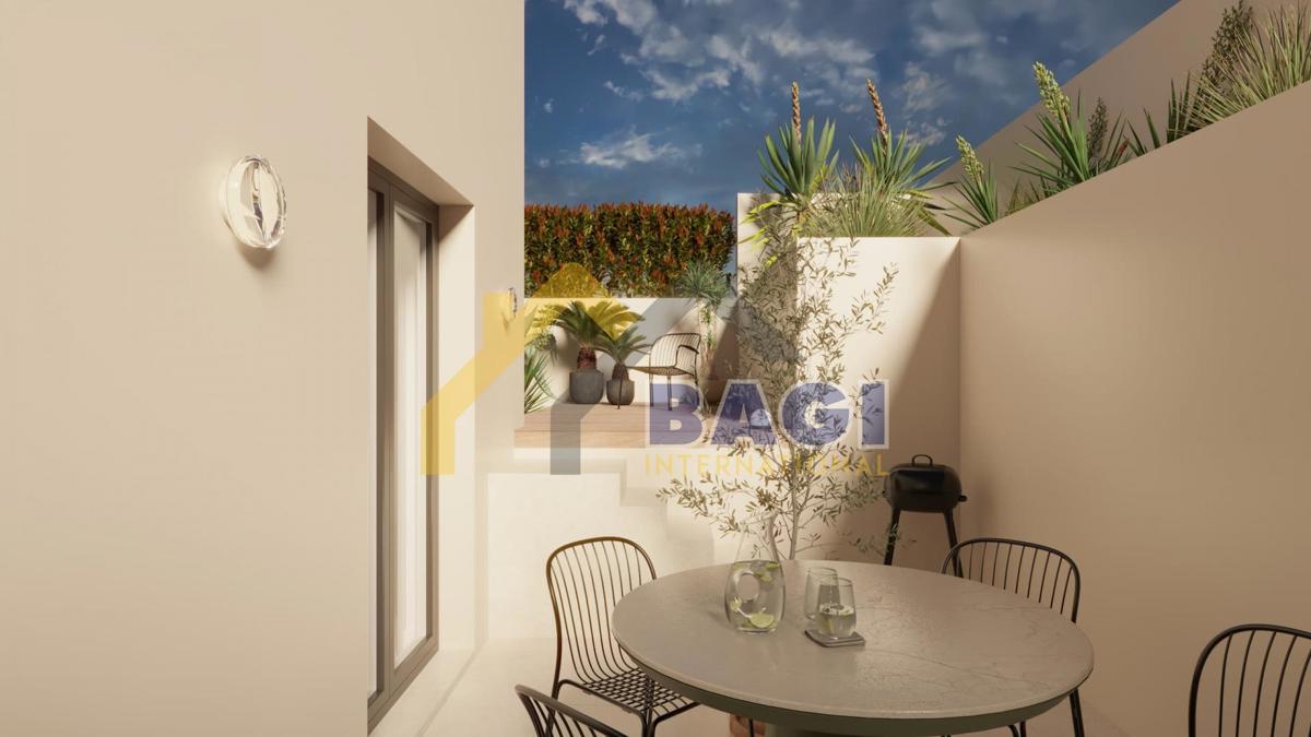 Appartamento di Lusso, Prima Fila sul Mare con Terrazza Privata – Medulin