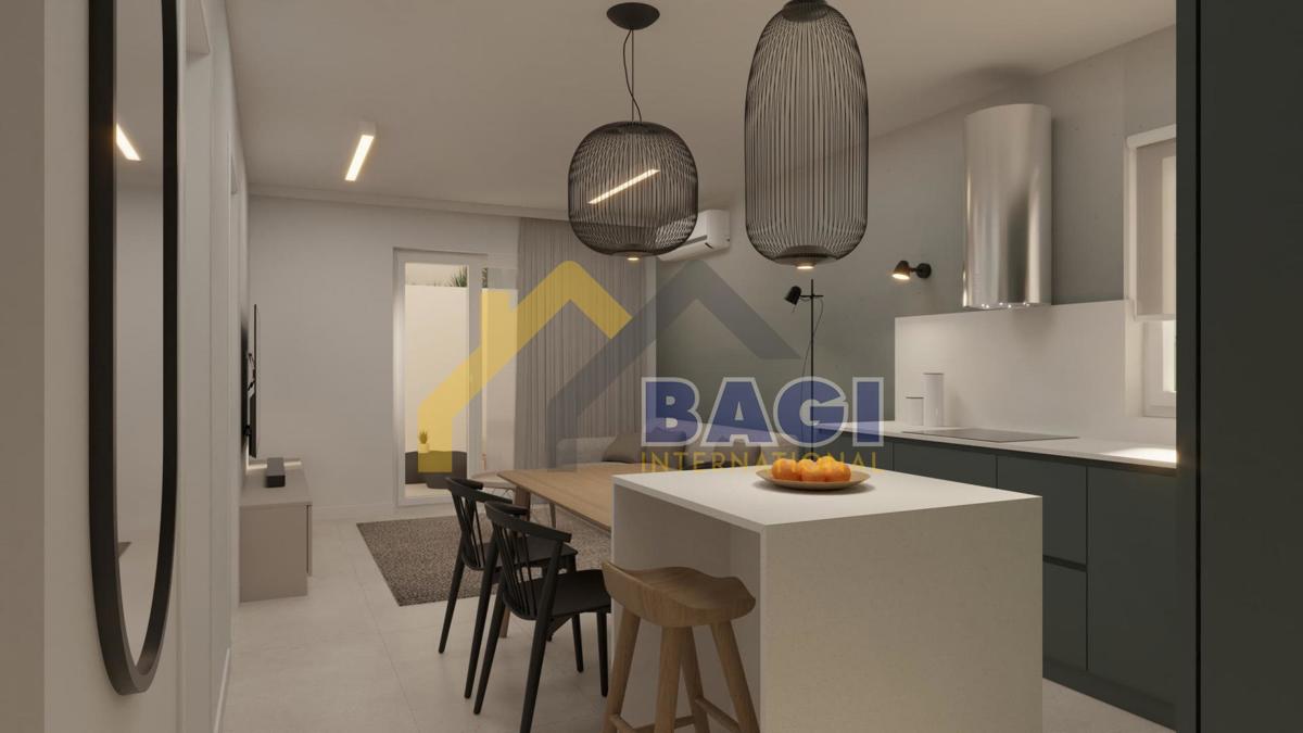 Appartamento di Lusso, Prima Fila sul Mare con Terrazza Privata – Medulin