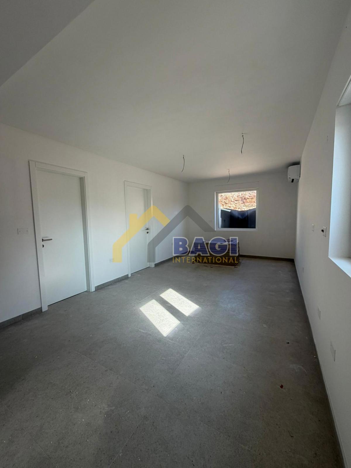 Appartamento di Lusso, Prima Fila sul Mare con Terrazza Privata – Medulin