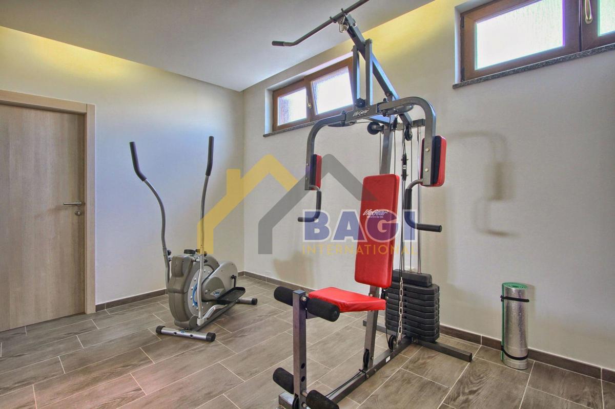 Casa Štokovci, Svetvinčenat, 294m2