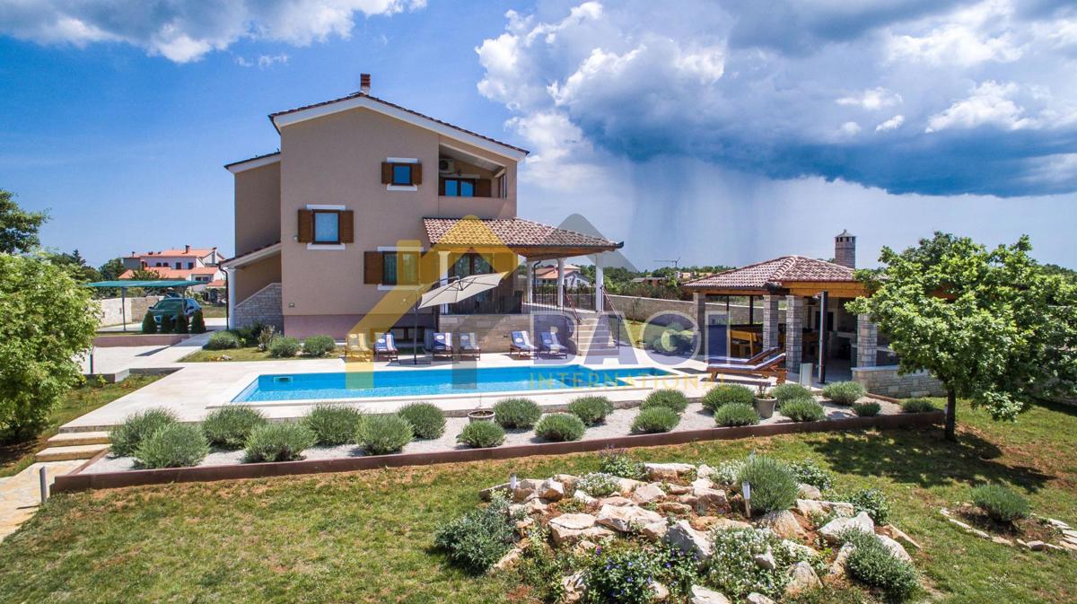 Casa Štokovci, Svetvinčenat, 294m2