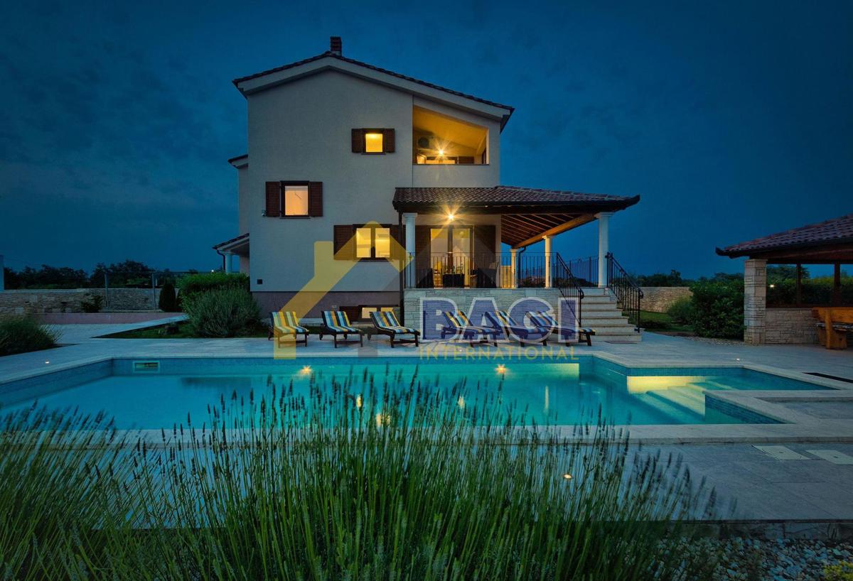 Casa Štokovci, Svetvinčenat, 294m2