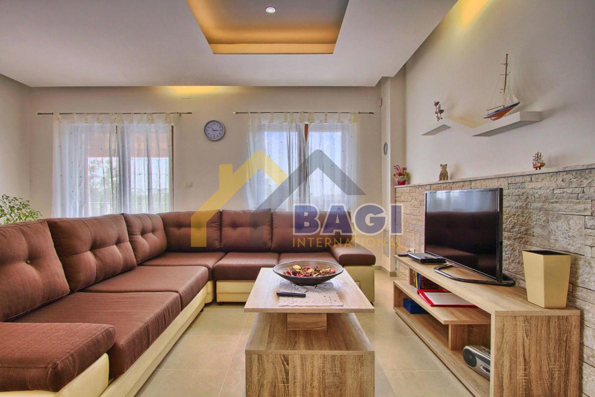 Casa Štokovci, Svetvinčenat, 294m2