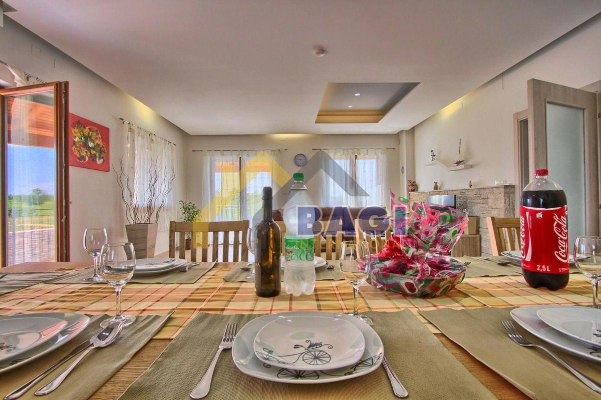 Casa Štokovci, Svetvinčenat, 294m2