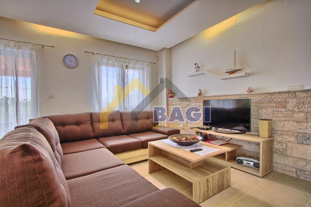 Casa Štokovci, Svetvinčenat, 294m2