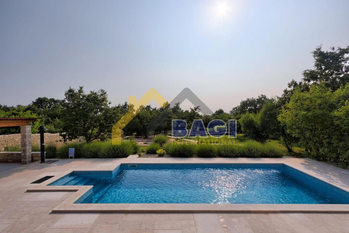 Casa Štokovci, Svetvinčenat, 294m2