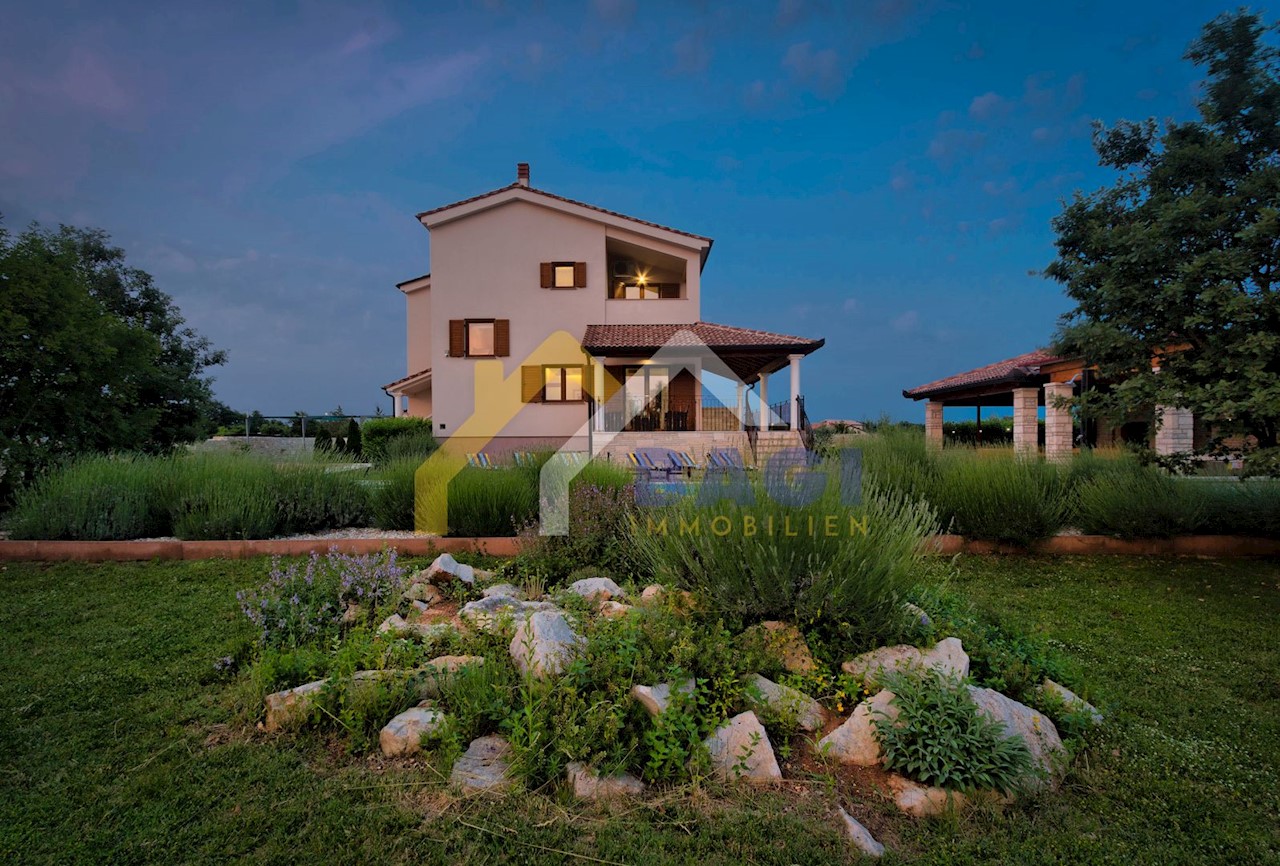 Casa Štokovci, Svetvinčenat, 294m2