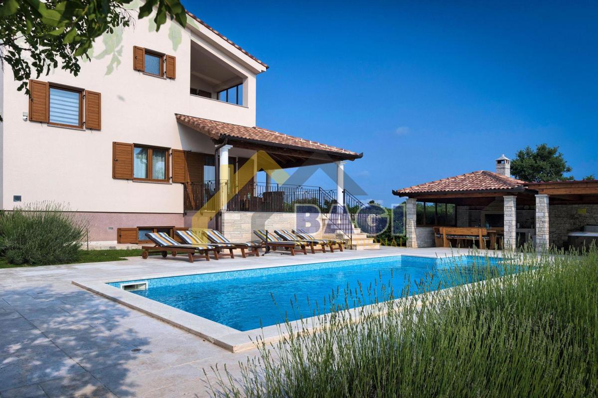 Casa Štokovci, Svetvinčenat, 294m2