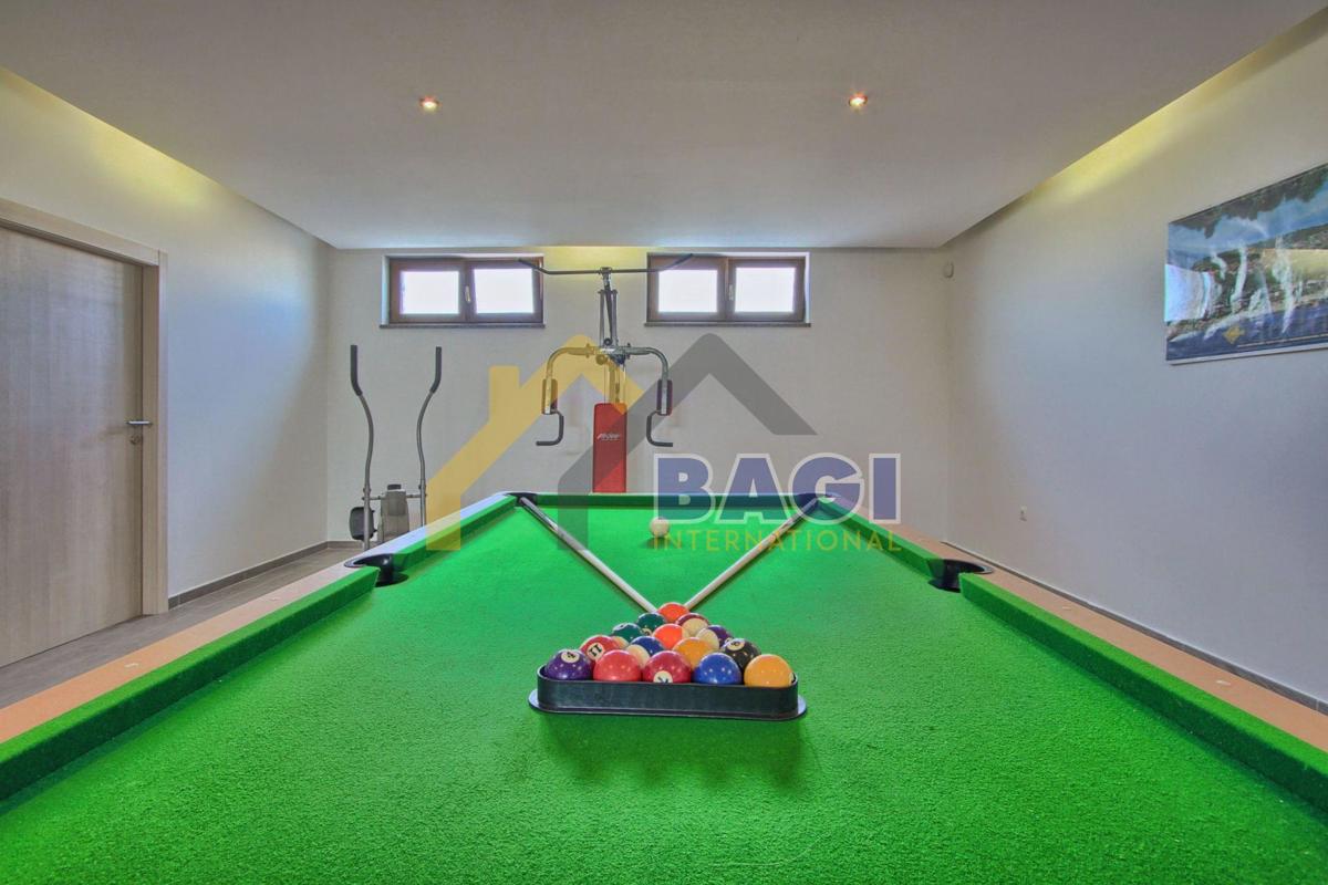 Casa Štokovci, Svetvinčenat, 294m2