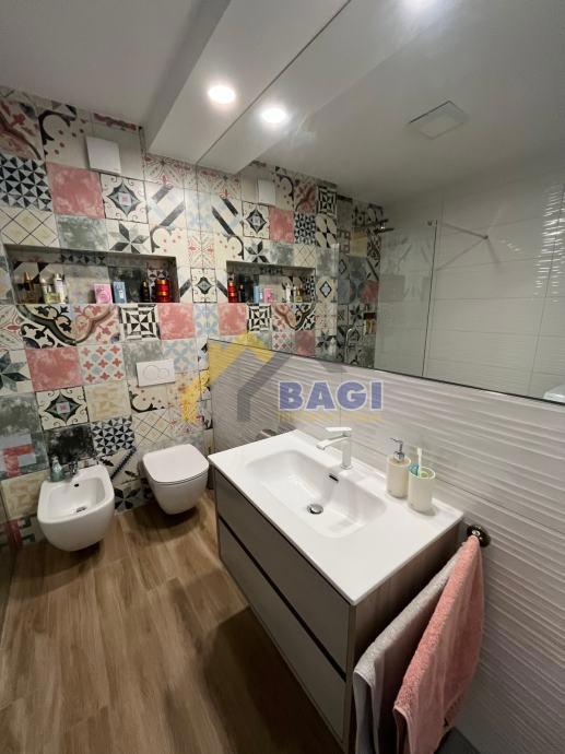 ISTRIA - POLA Appartamento in posizione tranquilla, 65m2