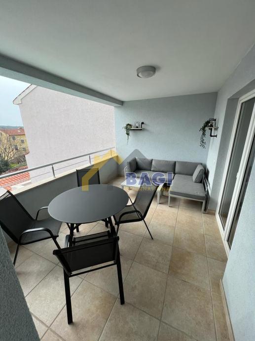 ISTRIA - POLA Appartamento in posizione tranquilla, 65m2