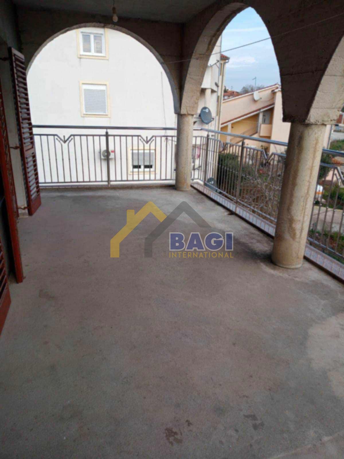 Pola Appartamento con due camere da letto al primo piano 67,30m2-S6