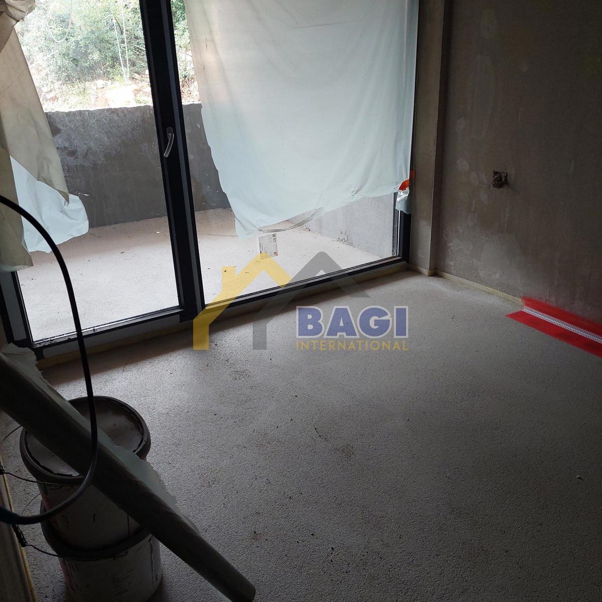 Pula Veli vrh-appartamento 89,30m2-ascensore-garage-vicino al mare